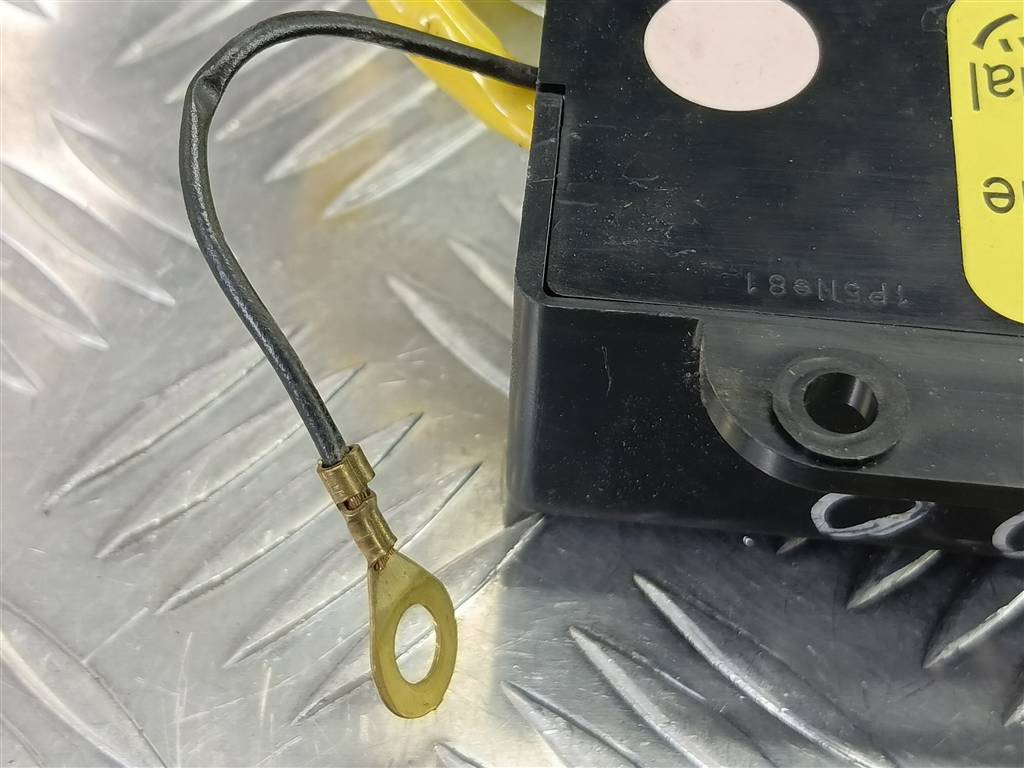 выключатель air bag пассажира MITSUBISHI L200  2.5 DI-D MT (136 л.с.)L200  IV (2006—2014) Пикап 8610A047, 520 рублей, Москва