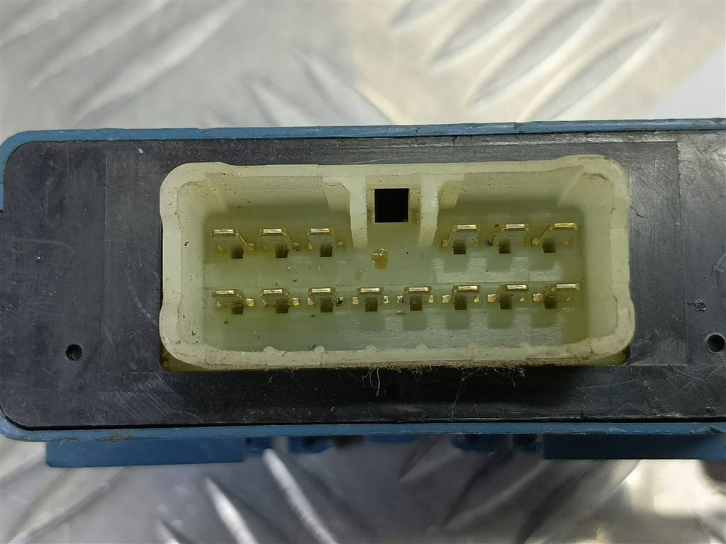 блок управления MITSUBISHI PAJERO SPORT  MR517920, 520 рублей, Москва