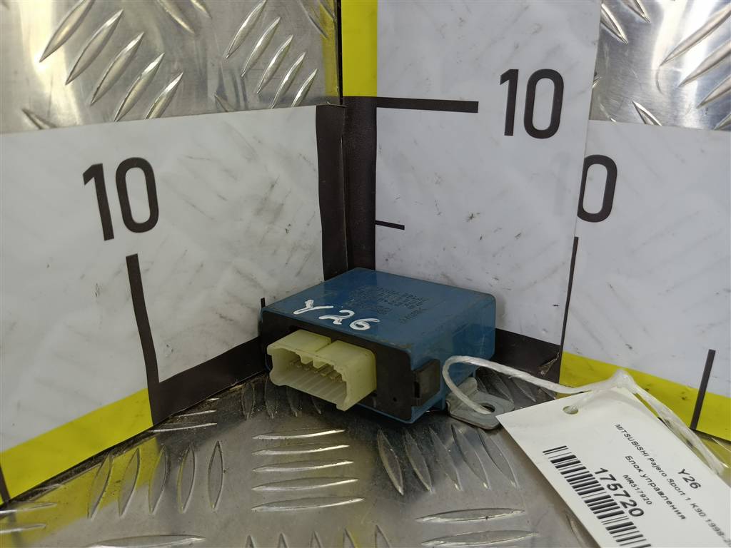 блок управления MITSUBISHI PAJERO SPORT  MR517920, 520 рублей, Москва