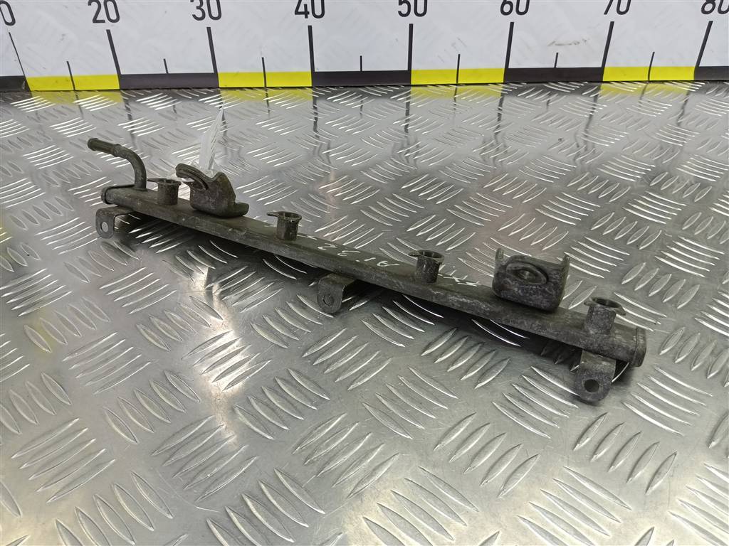 рампа топливная SUZUKI SX4 1.6 MT (125 л.с.)Swift  III (2004—2011) Хетчбэк 1573086G00, 630 рублей, Москва