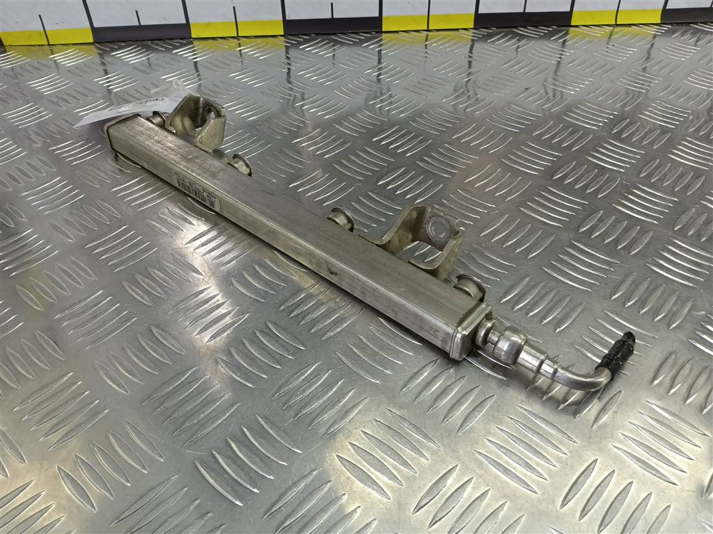 рампа топливная FORD Focus Focus 1356996, 750 рублей, Москва