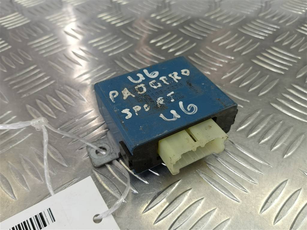 блок управления MITSUBISHI PAJERO SPORT  MR517920, 520 рублей, Москва