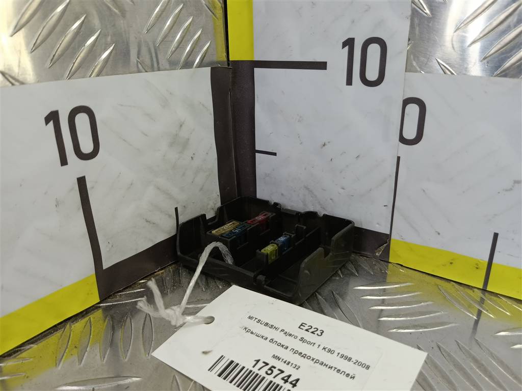 крышка блока предохранителей MITSUBISHI PAJERO SPORT  MN148132, 630 рублей, Москва