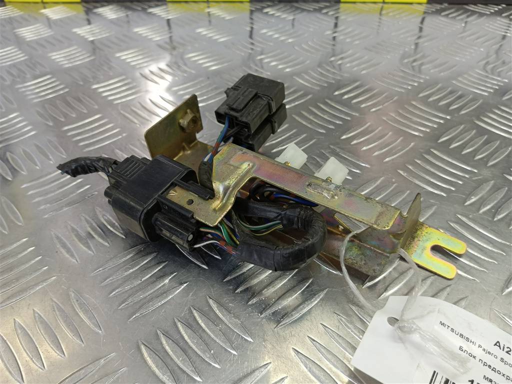 блок предохранителей MITSUBISHI PAJERO SPORT  MR360198, 980 рублей, Москва