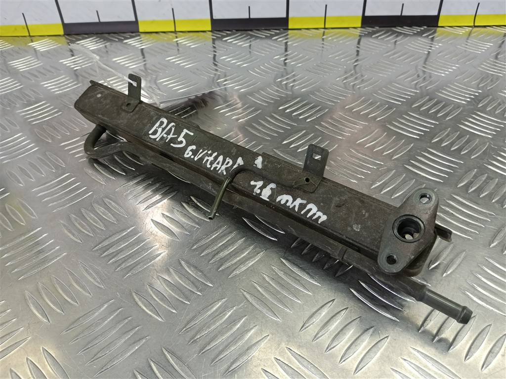 рампа топливная SUZUKI Grand Vitara 1.6 4WD MT (106 л.с.)Grand Vitara  II (2005—2008) Внедорожник 1573064J00, 630 рублей, Москва