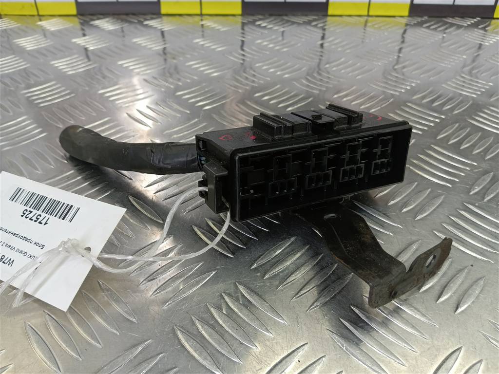 блок предохранителей SUZUKI Grand Vitara 2.0 4WD AT (140 л.с.)Grand Vitara  II (2005—2008) Внедорожник, 980 рублей, Москва