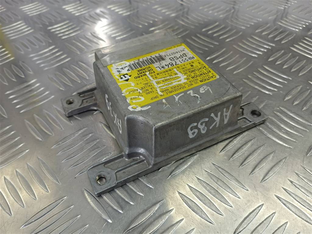 блок управления srs (air bag) MITSUBISHI PAJERO  MR551784, 750 рублей, Москва