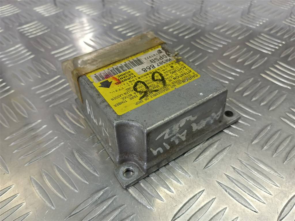 блок управления srs (air bag) MITSUBISHI OUTLANDER  MR587868, 750 рублей, Москва