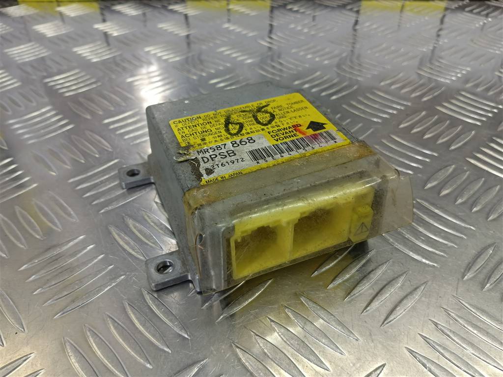 блок управления srs (air bag) MITSUBISHI OUTLANDER  MR587868, 750 рублей, Москва