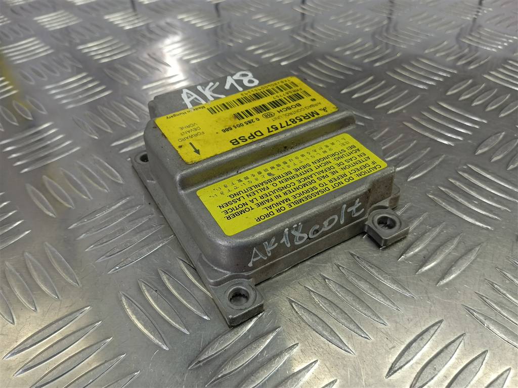 блок управления srs (air bag) MITSUBISHI COLT  MR587757, 630 рублей, Москва