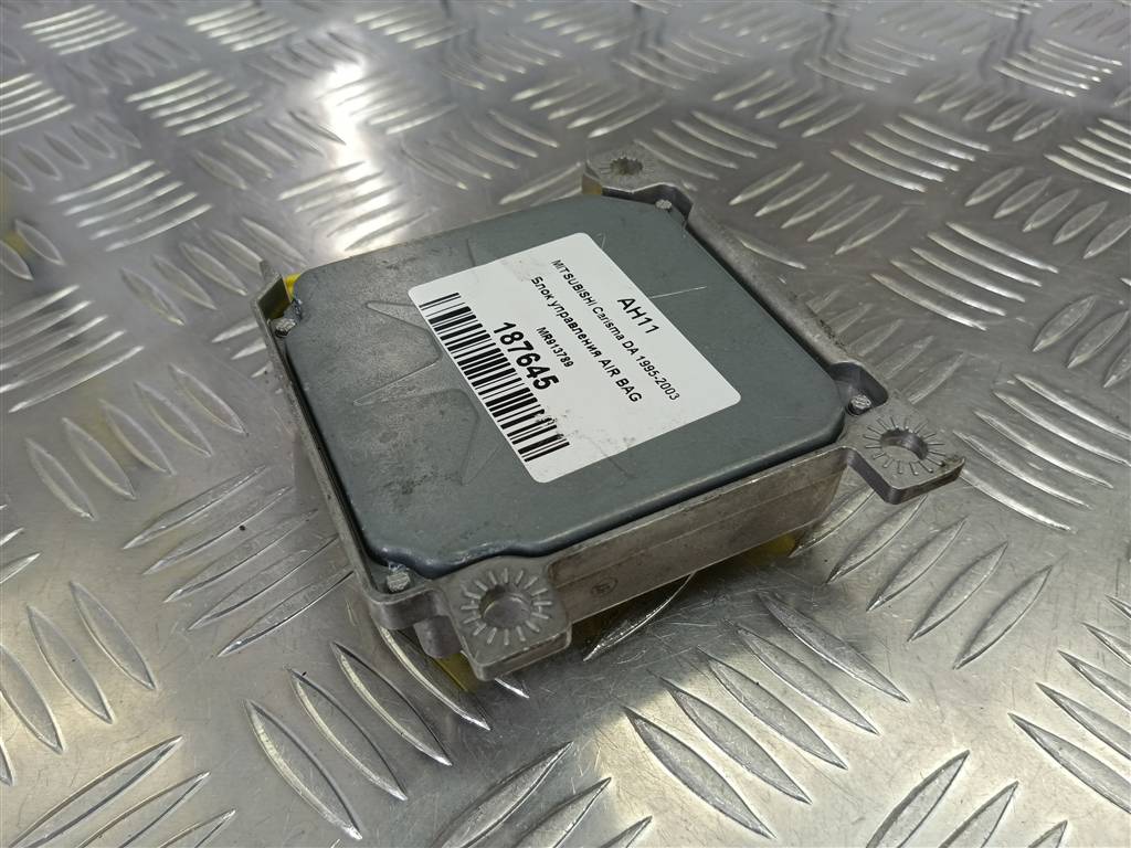 блок управления srs (air bag) MITSUBISHI CARISMA  MR913789, 520 рублей, Москва