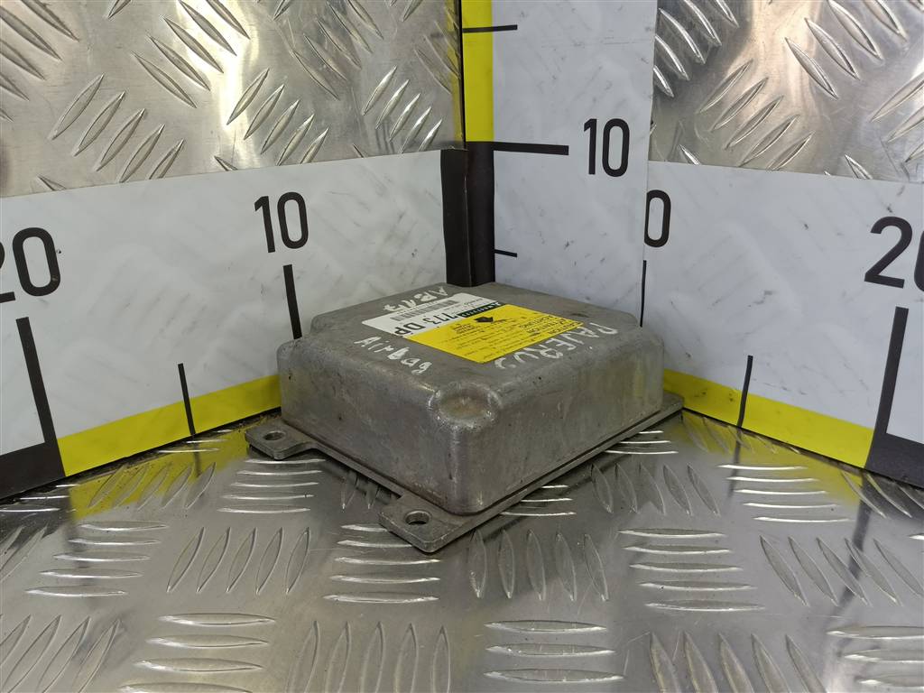 блок управления srs (air bag) MITSUBISHI PAJERO  MR472773, 520 рублей, Москва