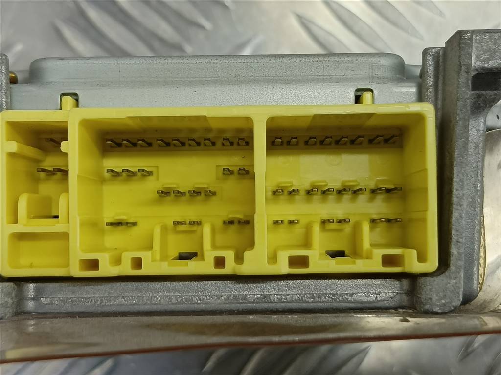 блок управления srs (air bag) MITSUBISHI PAJERO  MR551781, 750 рублей, Москва