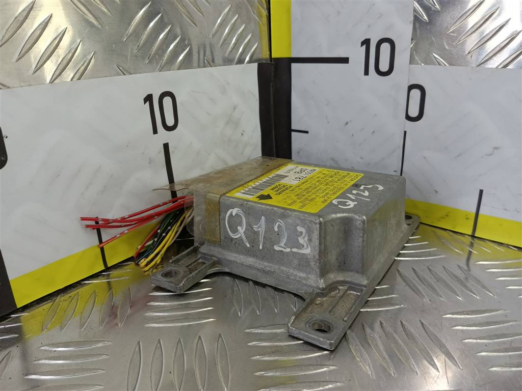 блок управления srs (air bag) MITSUBISHI PAJERO  MR551781, 750 рублей, Москва