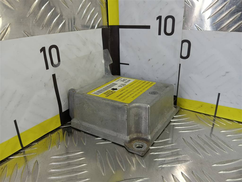 блок управления srs (air bag) MITSUBISHI L200  2.5 DI-D MT (136 л.с.)L200  IV (2006—2014) Пикап MR587974, 750 рублей, Москва