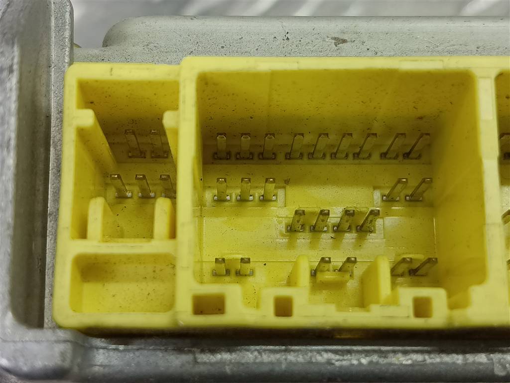 блок управления srs (air bag) MITSUBISHI Space Wagon  MR472689, 980 рублей, Москва