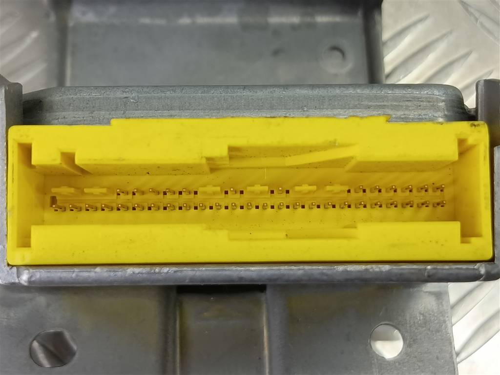 блок управления srs (air bag) MITSUBISHI COLT  MR587757, 630 рублей, Москва