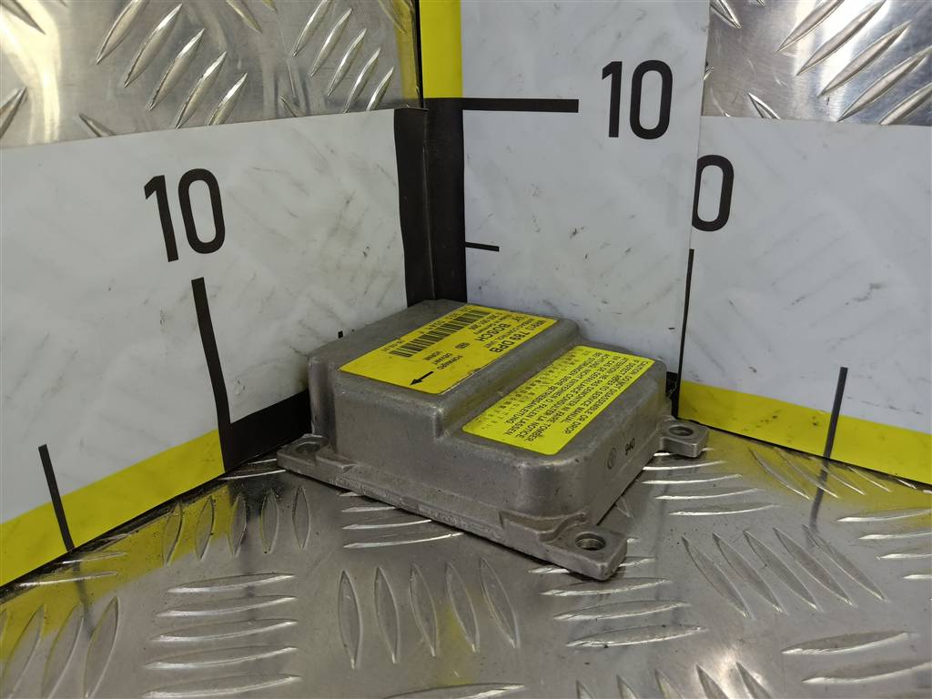 блок управления srs (air bag) MITSUBISHI CARISMA  MR913789, 520 рублей, Москва