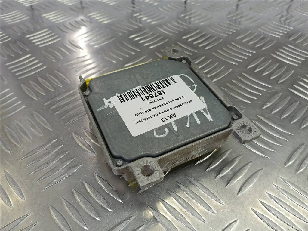 блок управления srs (air bag) MITSUBISHI CARISMA  MR913789, 520 рублей, Москва
