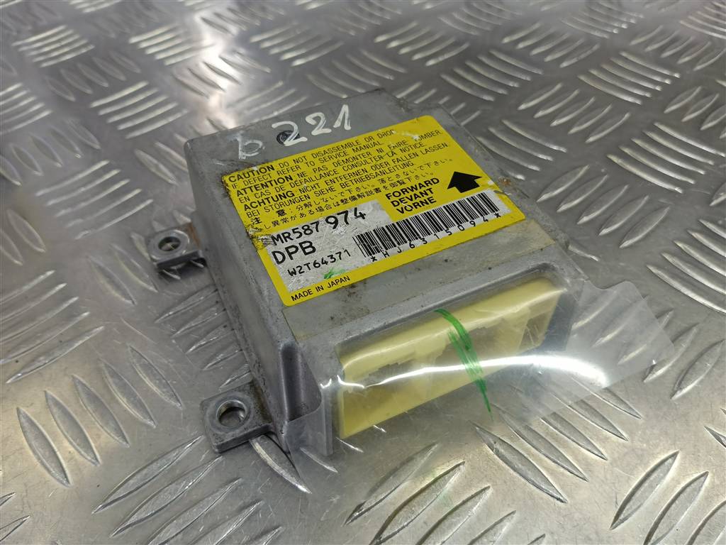 блок управления srs (air bag) MITSUBISHI L200  2.5 DI-D MT (136 л.с.)L200  IV (2006—2014) Пикап MR587974, 750 рублей, Москва