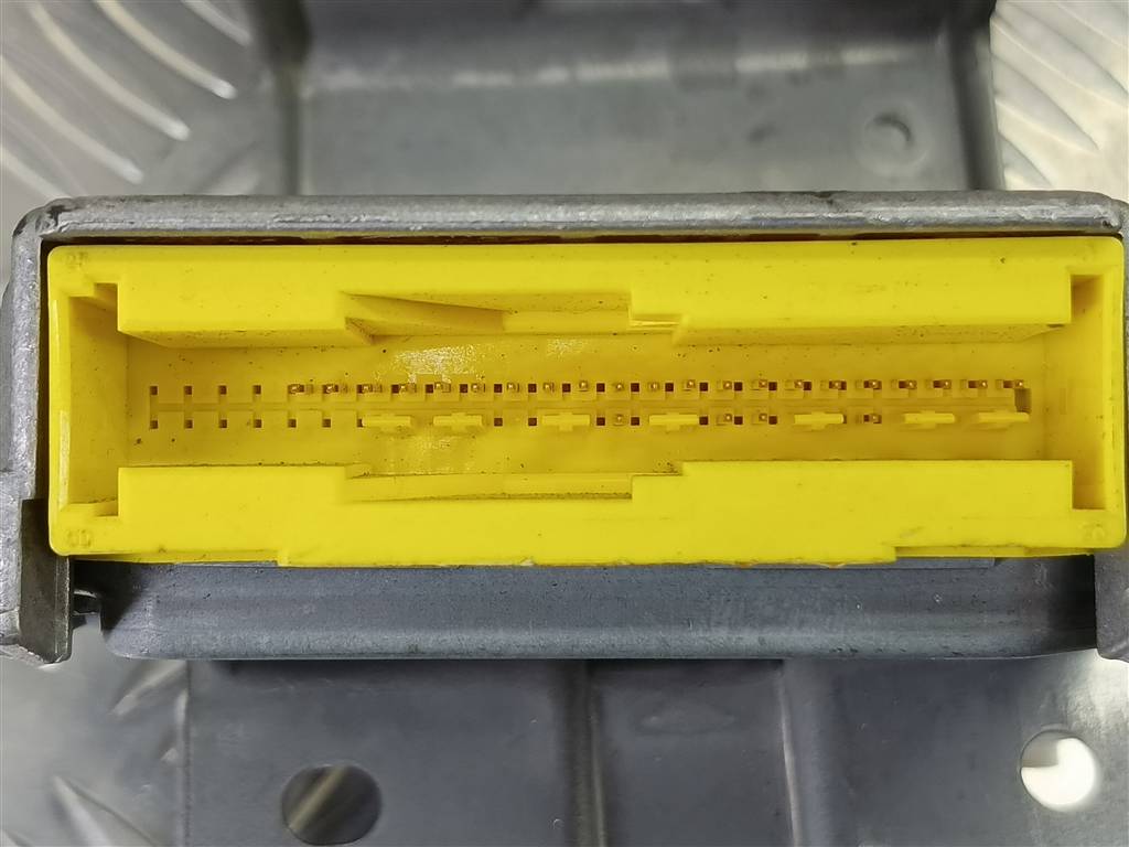 блок управления srs (air bag) MITSUBISHI CARISMA  MR397898, 520 рублей, Москва