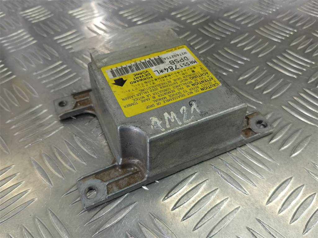 блок управления srs (air bag) MITSUBISHI PAJERO  MR551784, 750 рублей, Москва