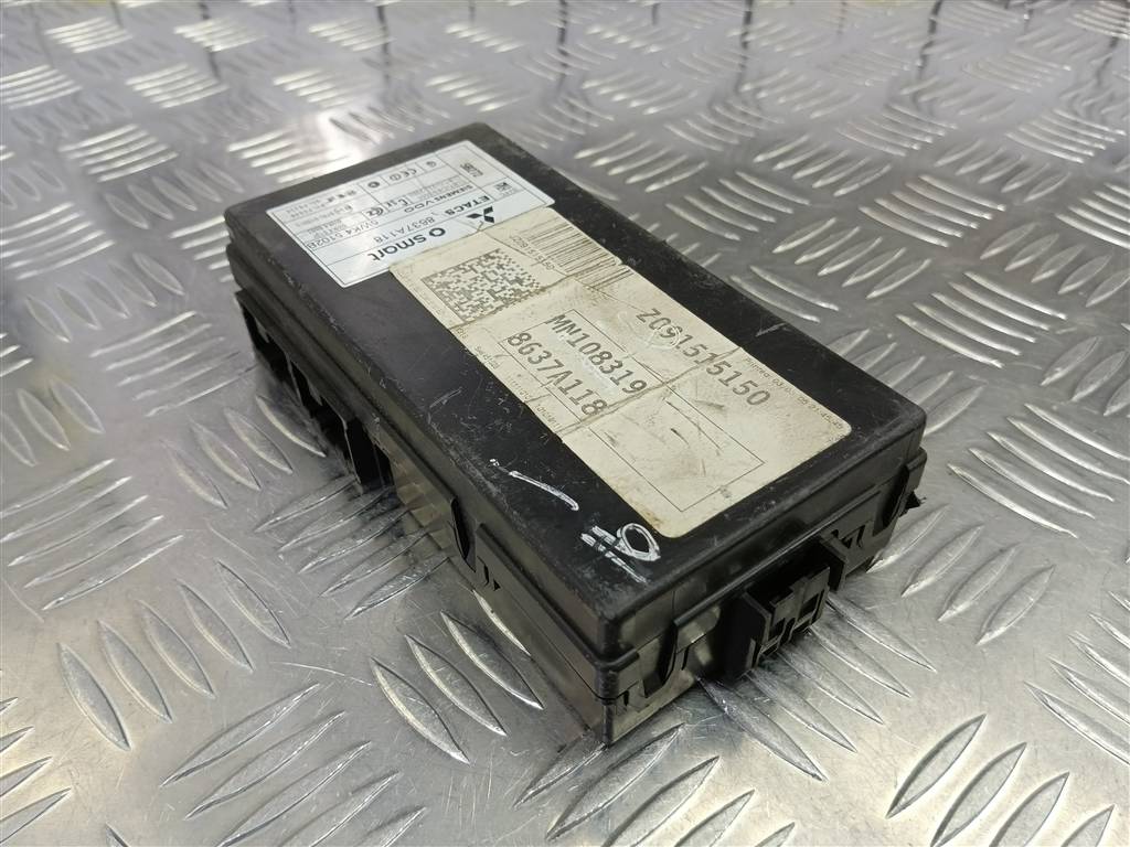 блок комфорта MITSUBISHI COLT  8637A118, 3850 рублей, Москва