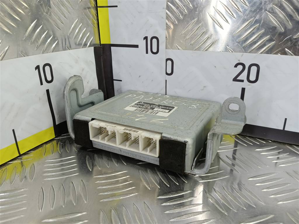 блок управления esp MITSUBISHI PAJERO  8633A004, 1670 рублей, Москва