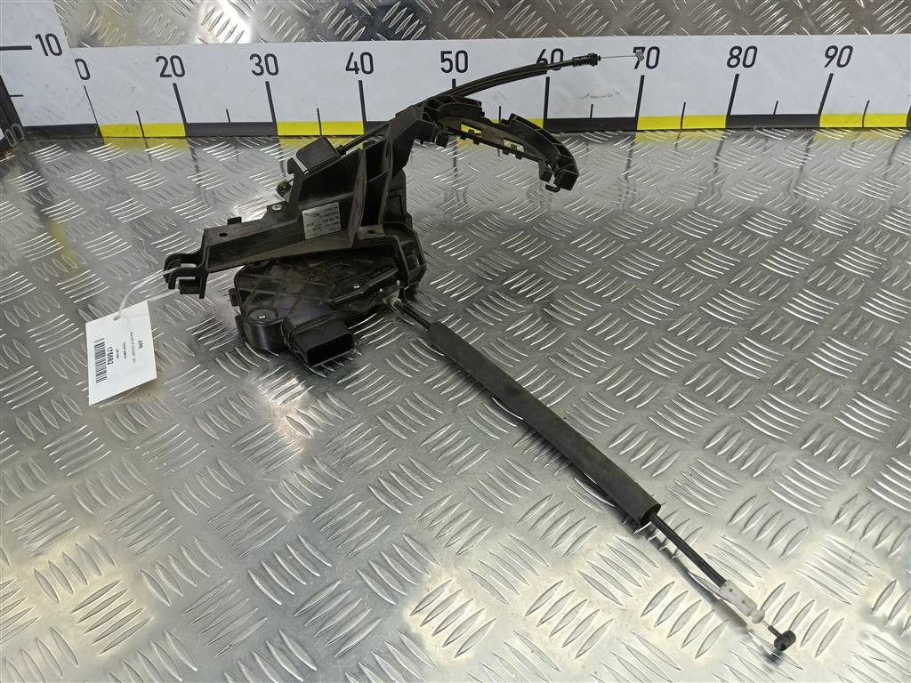 замок двери Jaguar XF 3.0 AT (238 л.с.)XF  I (2007—2011) Седан C2P17965, 2130 рублей, Москва