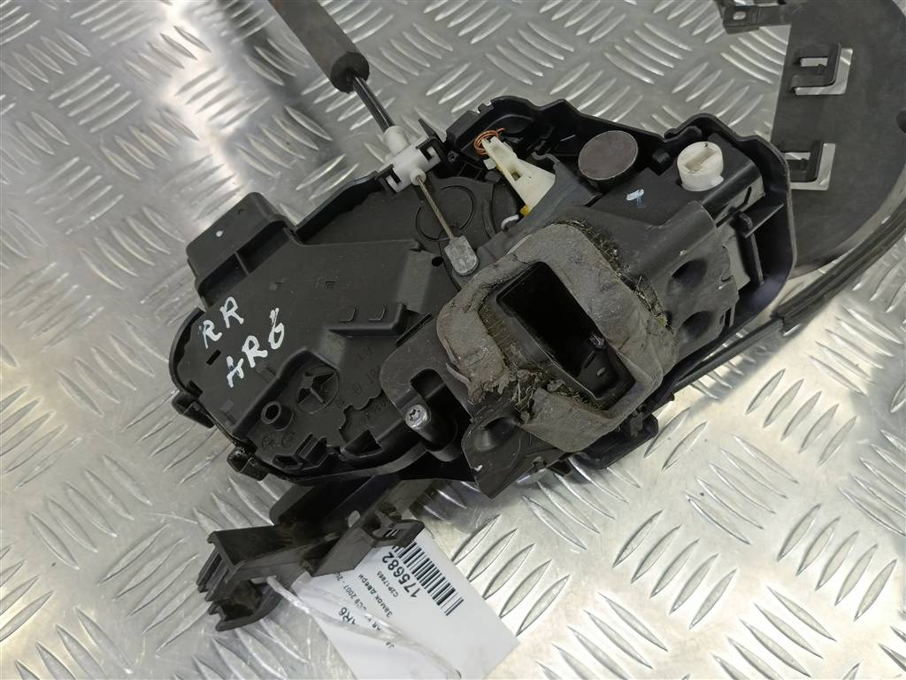 замок двери Jaguar XF 3.0 AT (238 л.с.)XF  I (2007—2011) Седан C2P17965, 2130 рублей, Москва