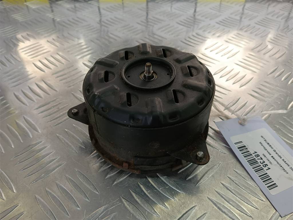 моторчик вентилятора MITSUBISHI GRANDIS  MN135302, 2130 рублей, Москва