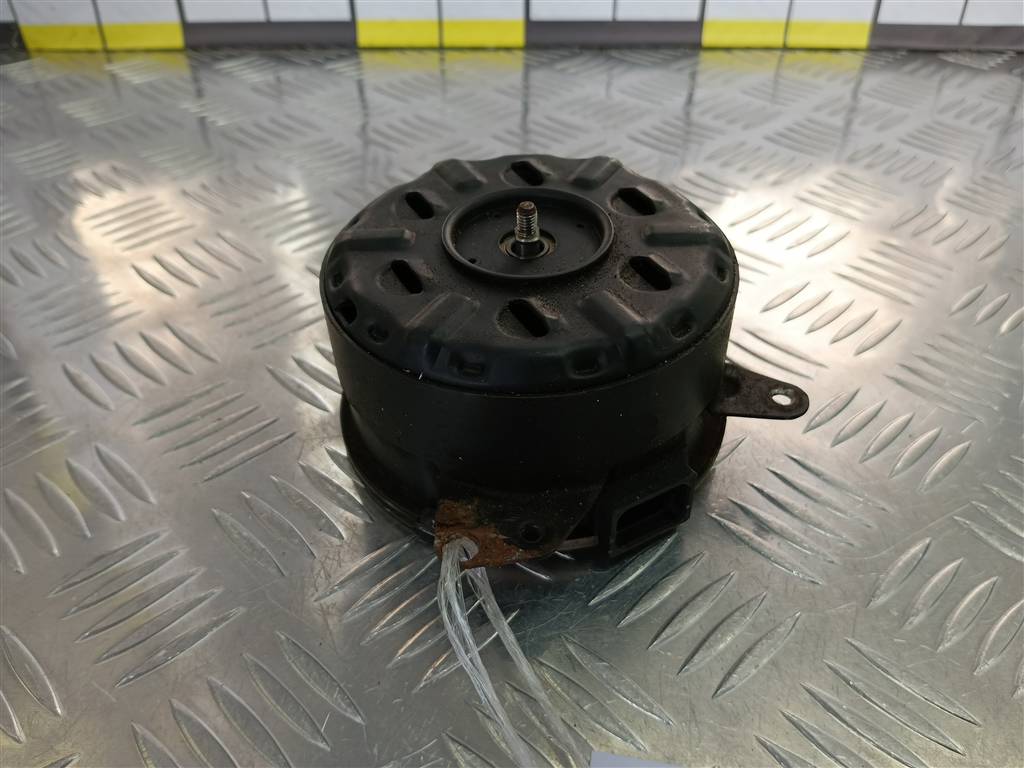 моторчик вентилятора MITSUBISHI GRANDIS  MN135302, 2130 рублей, Москва