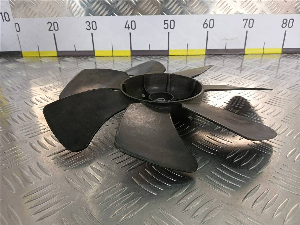 крыльчатка вентилятора MITSUBISHI LANCER  MR312899, 750 рублей, Москва