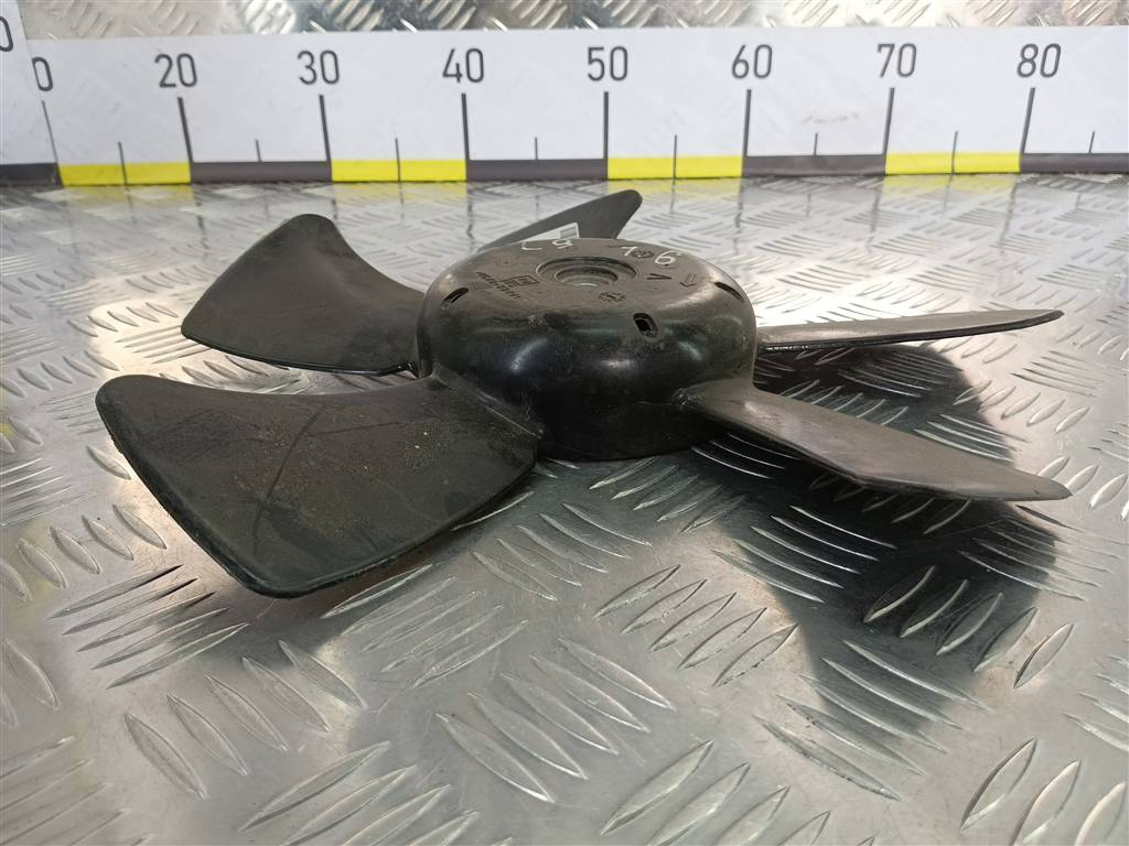 крыльчатка вентилятора MITSUBISHI LANCER  MR464708, 750 рублей, Москва