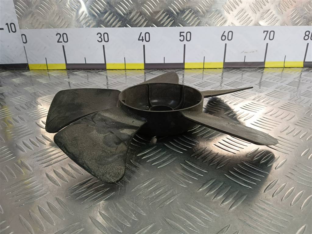 крыльчатка вентилятора MITSUBISHI LANCER  MR464708, 750 рублей, Москва