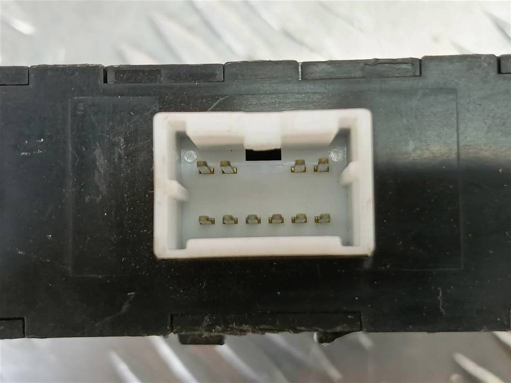 блок управления полным приводом MITSUBISHI L200  2.5 DI-D MT (136 л.с.)L200  IV (2006—2014) Пикап MN171314, 750 рублей, Москва