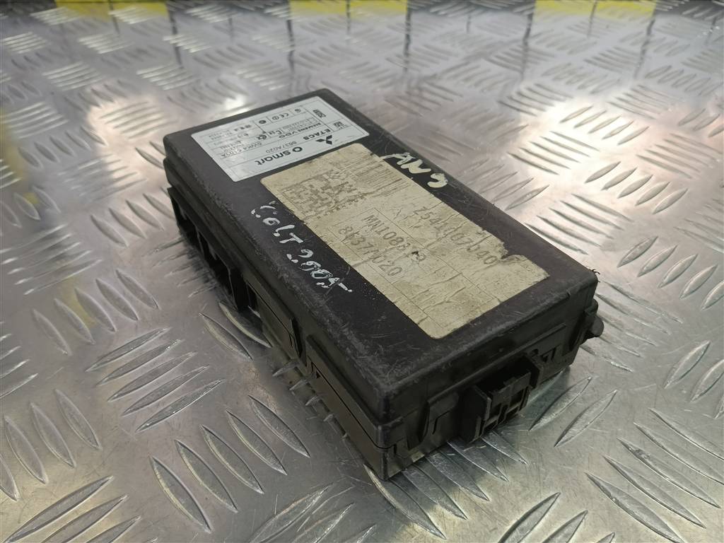 блок комфорта MITSUBISHI COLT  8637A020, 750 рублей, Москва