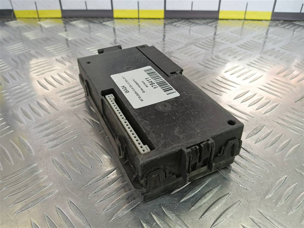 блок комфорта MITSUBISHI COLT  8637A020, 750 рублей, Москва