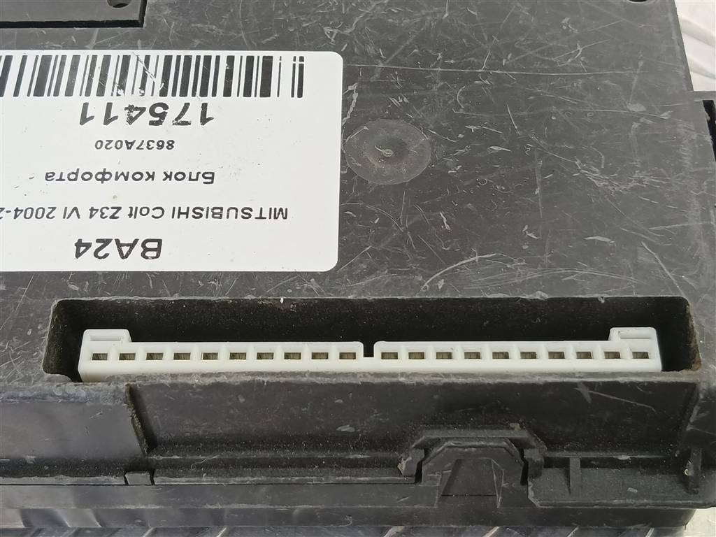 блок комфорта MITSUBISHI COLT  8637A020, 750 рублей, Москва