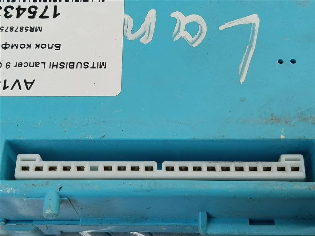 блок комфорта MITSUBISHI LANCER  MR587875, 520 рублей, Москва