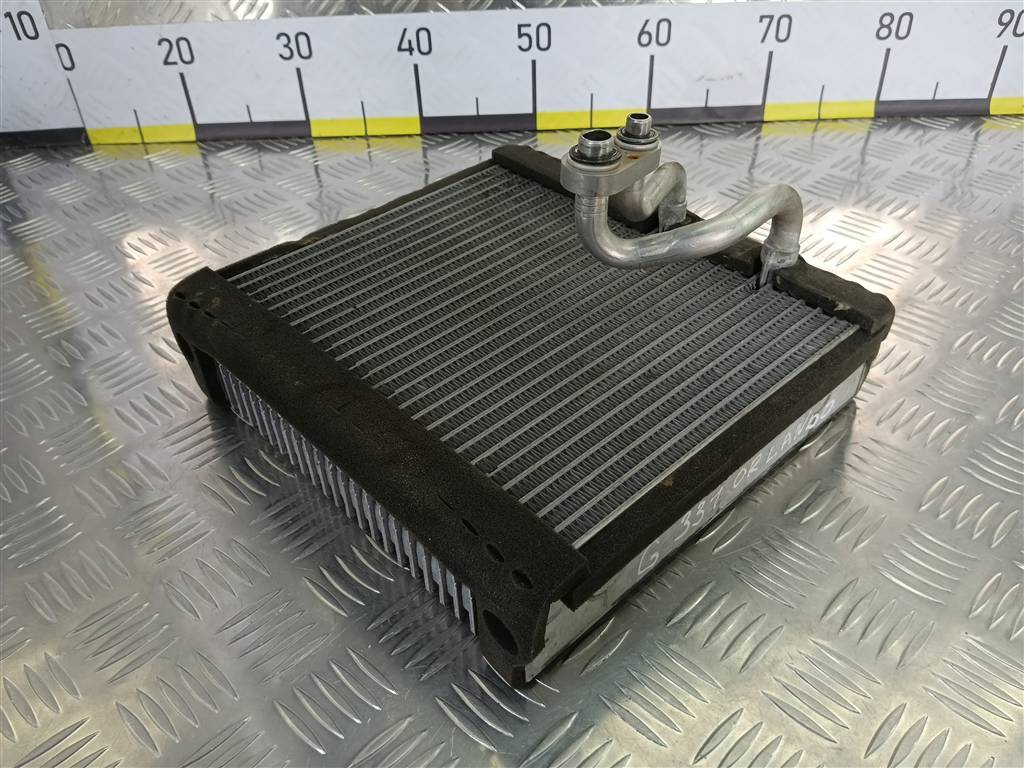 испаритель кондиционера CHEVROLET  ORLANDO 1.8 AT (141 л.с.)Orlando  I (2010—2018) Минивэн 13363518, 1780 рублей, Москва