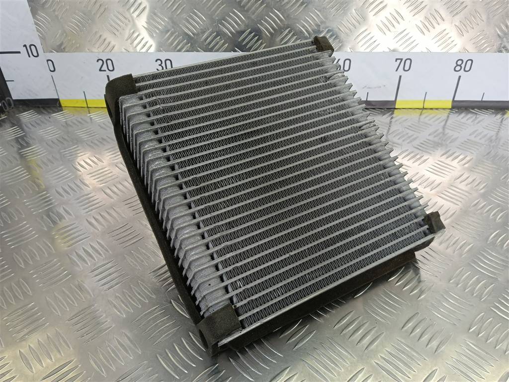 испаритель кондиционера CHEVROLET  ORLANDO 1.8 AT (141 л.с.)Orlando  I (2010—2018) Минивэн 13363518, 1780 рублей, Москва