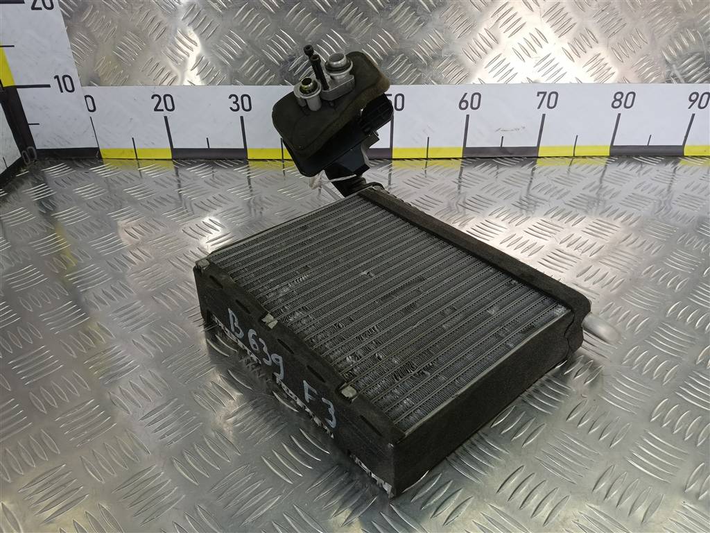 испаритель кондиционера FORD Focus 2.0 AMT (160 л.с.)Focus  III рестайлинг (2014—2019) Седан F1FZ19850A, 5000 рублей, Москва