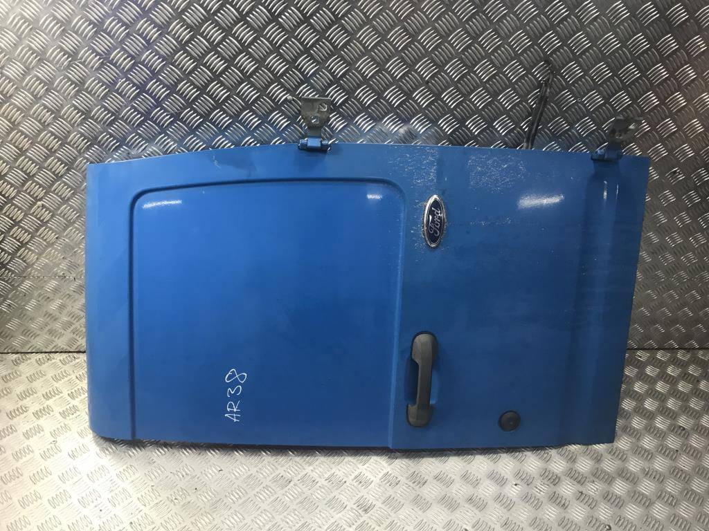 дверь распашная FORD Tourneo Connect  5149974, 2700 рублей, Москва