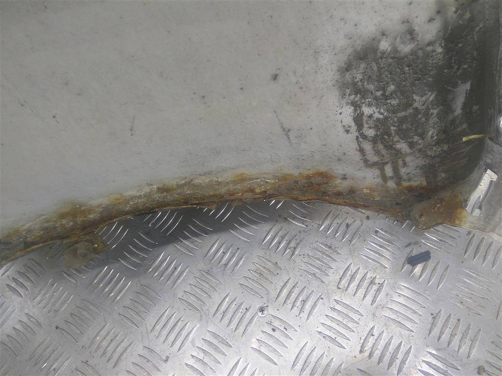 крыло Volkswagen Transporter  7H0821101E, 7190 рублей, Москва