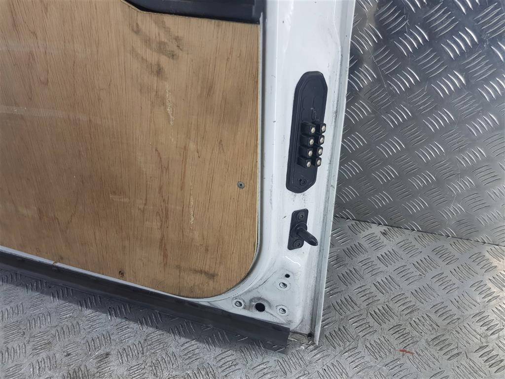 дверь сдвижная Peugeot Expert  9006J8, 5580 рублей, Москва