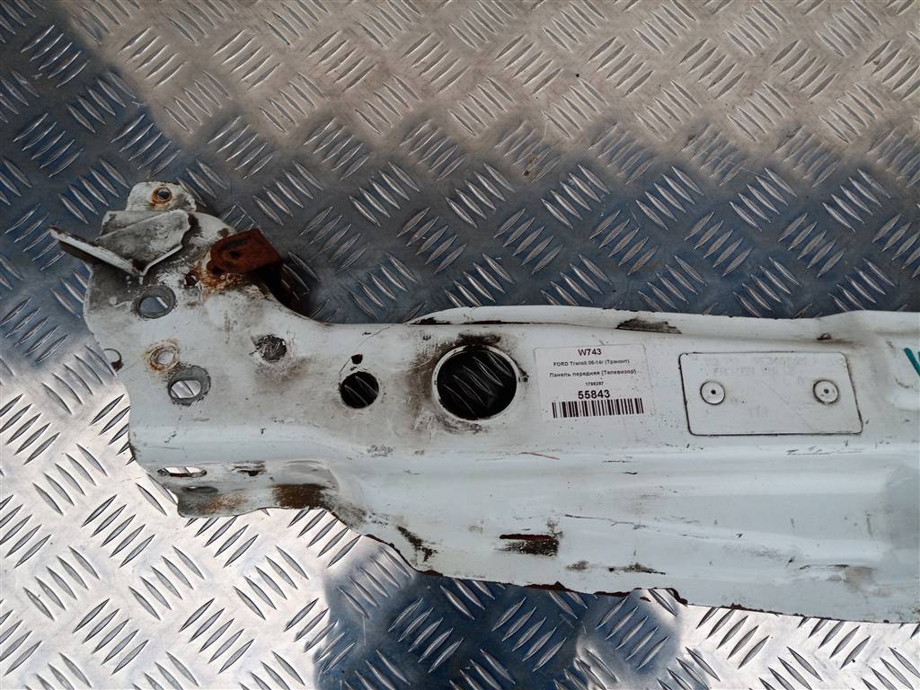 панель (телевизор) FORD Transit  1798287, 1550 рублей, Москва