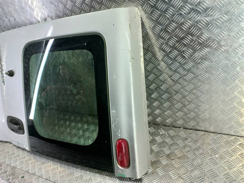 дверь распашная Renault Trafic  7751472647, 18000 рублей, Москва