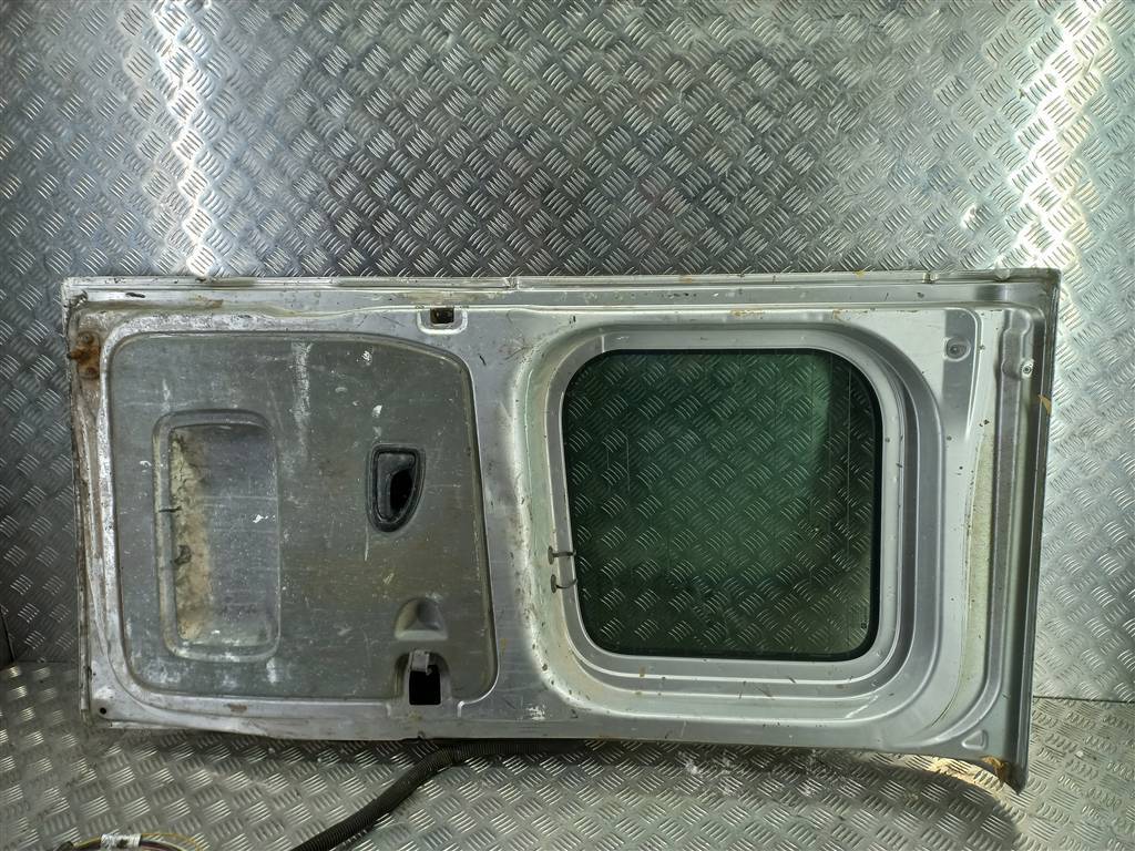 дверь распашная Renault Trafic  7751472647, 18000 рублей, Москва