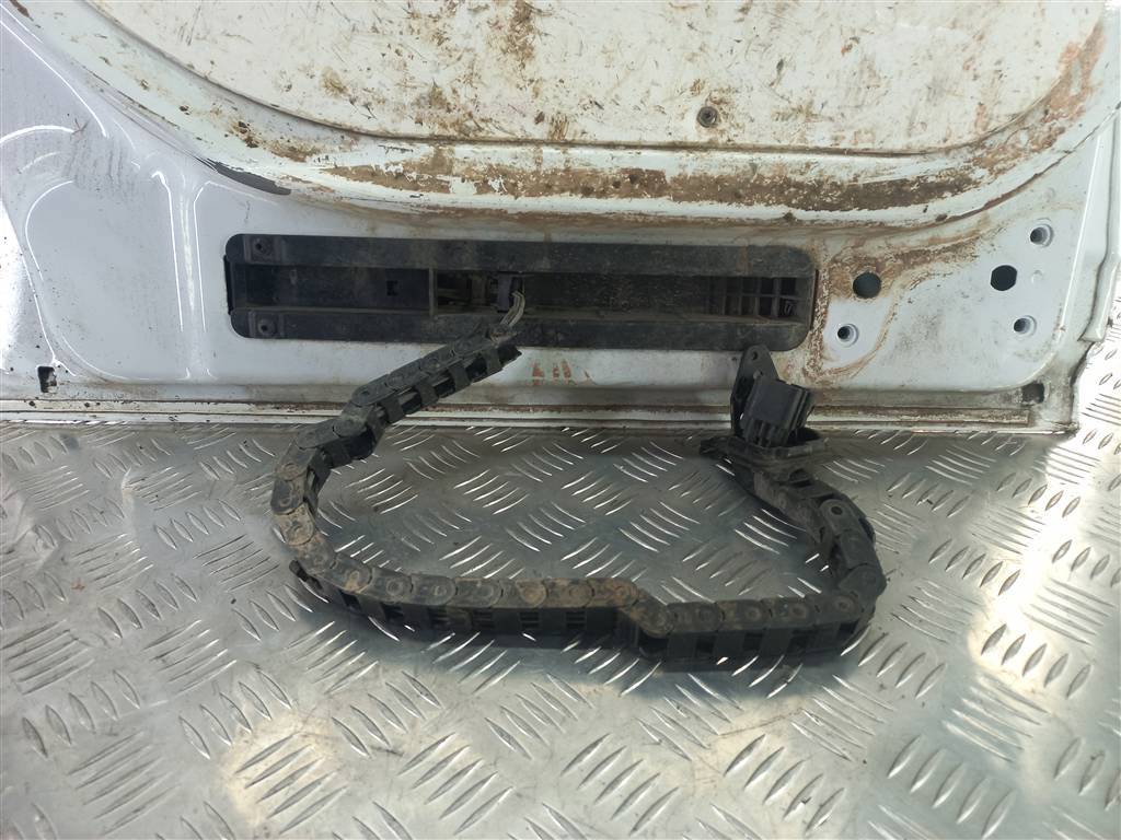 дверь сдвижная FORD Tourneo Connect  2375201, 11900 рублей, Москва